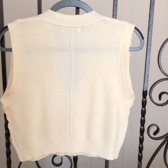 Hazel Moon women’s vest - Picture 3 of 7